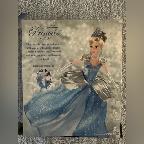 Disney Cinderella Holiday Princess 2012 - Picture 4 of 8